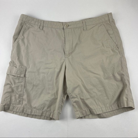 Columbia Other - Columbia Cargo Shorts Mens 40 Khaki Pockets